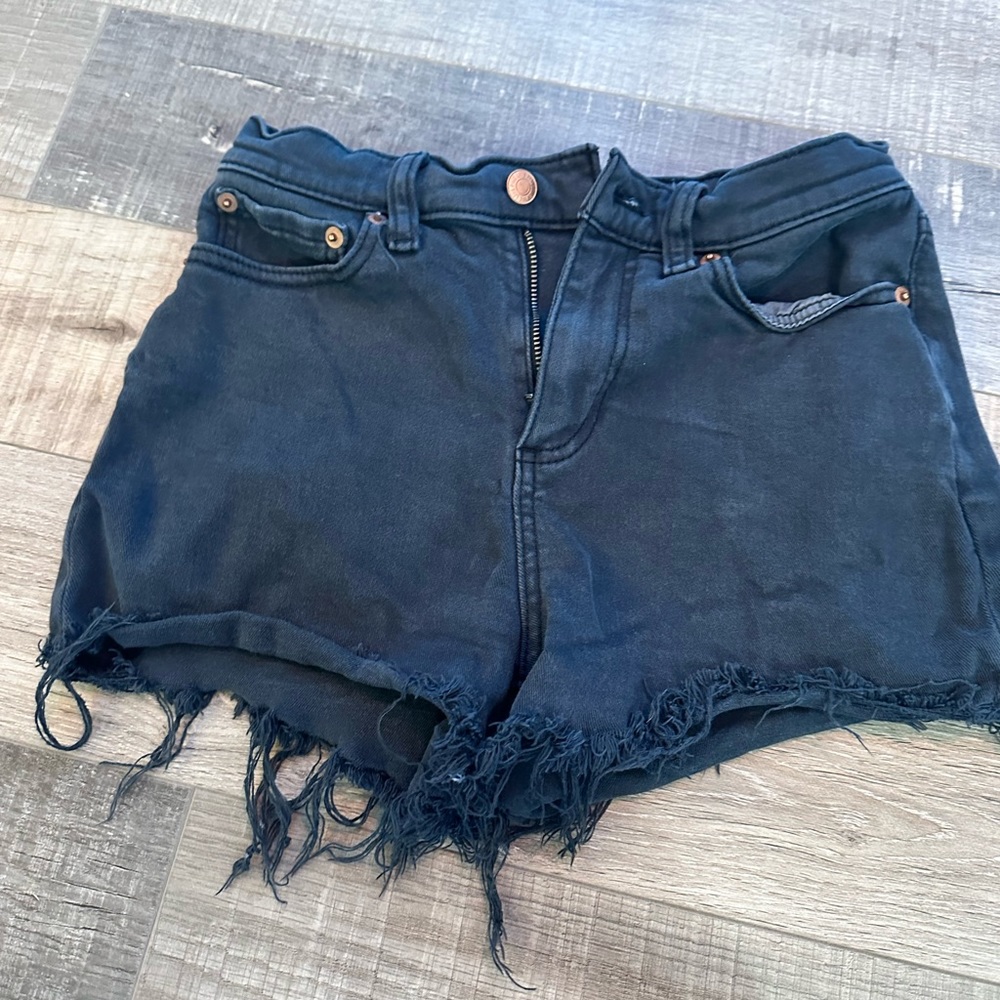 Black PINK ripped Jean shorts